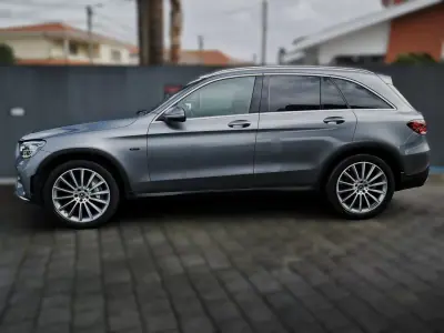 Mercedes-Benz GLC 300 2020 - 36950 EUR, 97454 km - AUTO.MOTO.pt - 97454km - foto 11 de 42