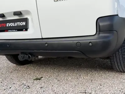 Citroën BERLINGO 1.6hdi 3L AUTOMATICA 2017 - 9950 EUR, 219000 km - AUTO.MOTO.pt - 219000km - foto 15 de 23