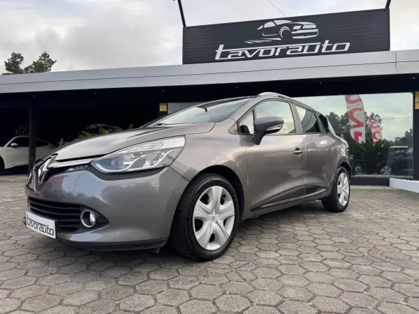 Renault Clio Sport Tourer 2015 - 8990 EUR, 211000 km - AUTO.MOTO.pt - 211000km - foto 19 de 33