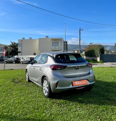 Opel Corsa 2021 - 13900 EUR, 12845 km - AUTO.MOTO.pt - 12845km - foto 4 de 10