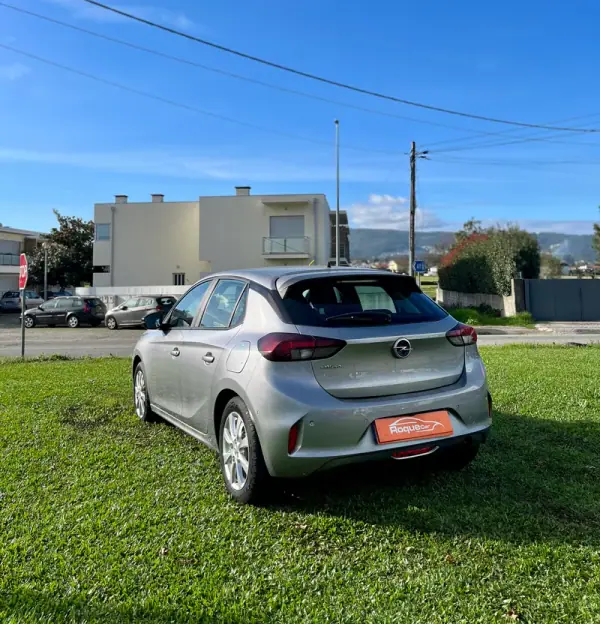 Opel Corsa 2021 - 13900 EUR, 12845 km - AUTO.MOTO.pt - 12845km - foto 4 de 10