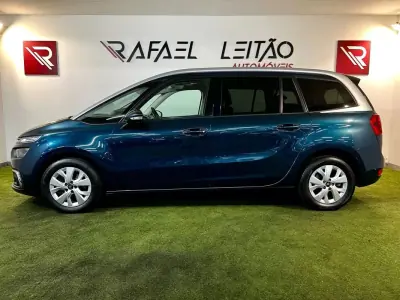 Citroën Grand C4 Spacetourer 2020 - 15900 EUR, 152000 km - AUTO.MOTO.pt - 152000km - foto 6 de 27