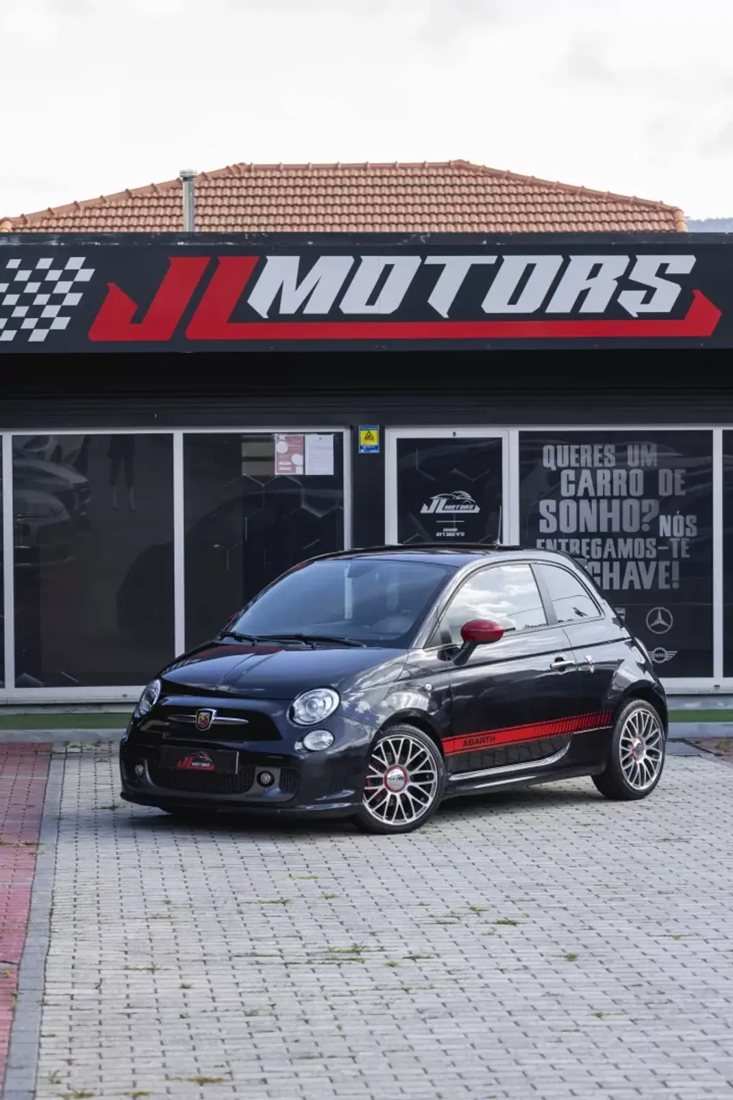 Fiat 500C 2012 - 12900 EUR, 136580 km - 136580km - foto 6 de 48