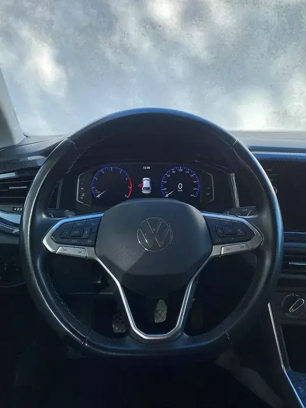 Volkswagen Taigo 2023 - 16400 EUR, 77611 km - AUTO.MOTO.pt - 77611km - foto 15 de 17