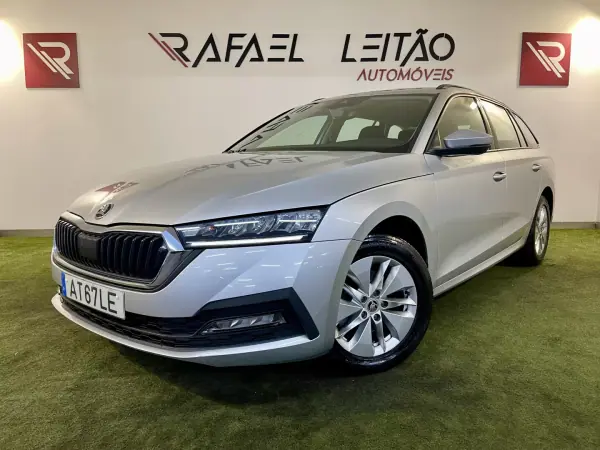 Skoda Octavia Break 2022 — photo 2 of 34