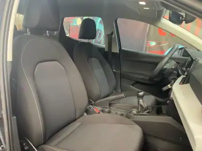 SEAT Ibiza 2024 - 17999 EUR, 1000 km - AUTO.MOTO.pt - 1000km - foto 27 de 40