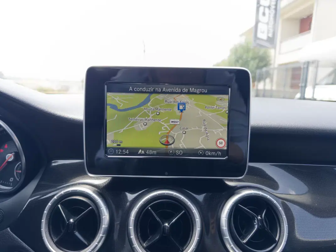 Mercedes-Benz CLA 180 2017 - 17500 EUR, 206000 km - 206000km - foto 43 de 51