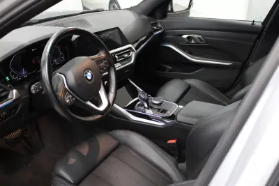 BMW 320 2021 - 27900 EUR, 108256 km - AUTO.MOTO.pt - 108256km - foto 7 de 24