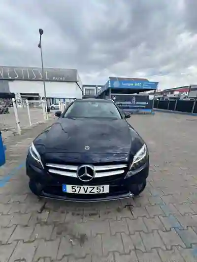 Mercedes-Benz C 180 2019 - 22500 EUR, 104000 km - foto 5 de 10