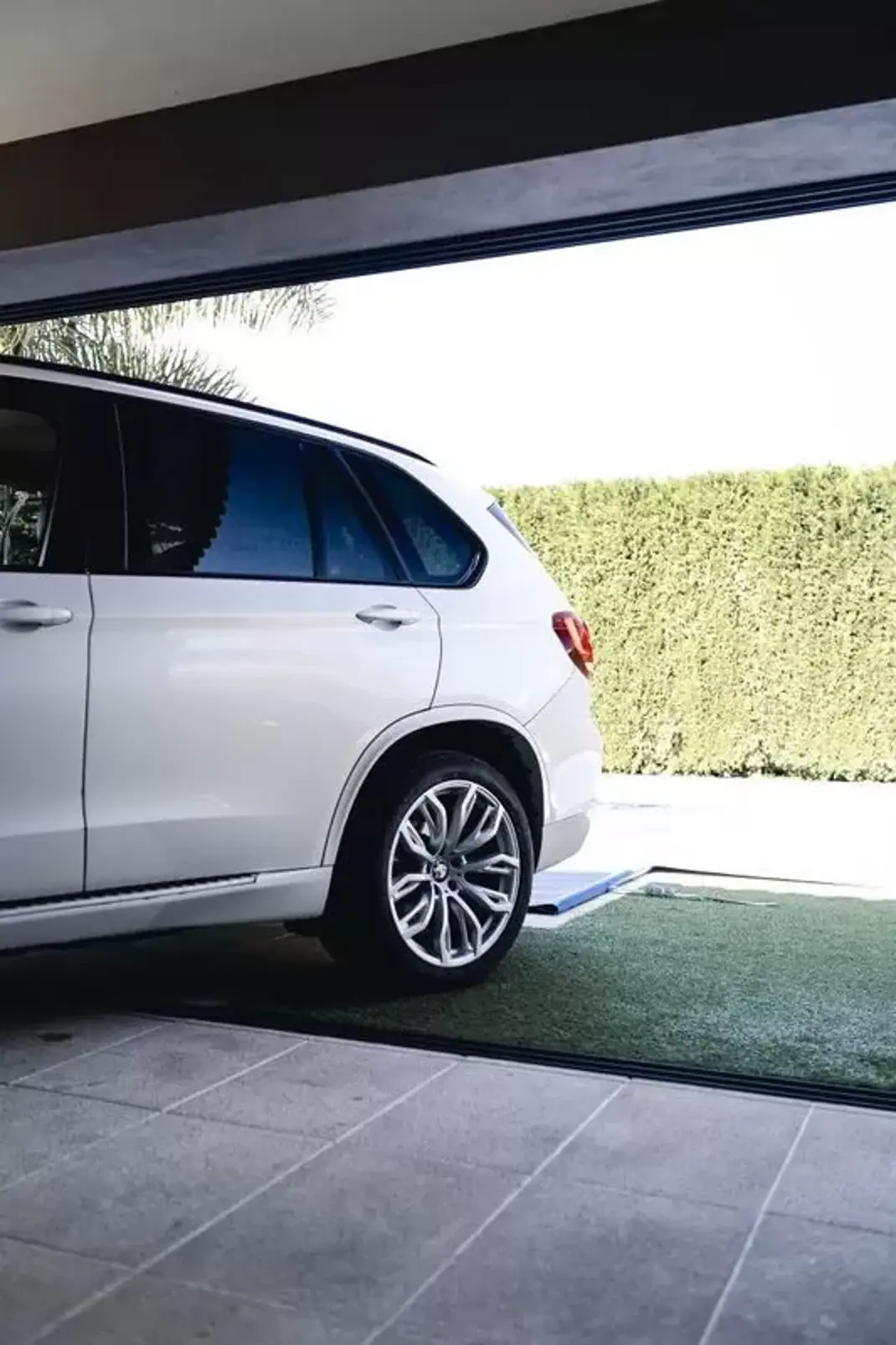 BMW X5 2014 - 26900 EUR, 170000 km - AUTO.MOTO.pt - 170000km - foto 23 de 25