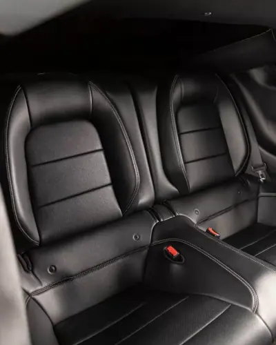 Ford Mustang 2016 - 47950 EUR, 107000 km - AUTO.MOTO.pt - 107000km - foto 15 de 25