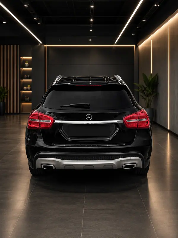 Mercedes-Benz GLA 200 2015 - 17990 EUR, 165000 km - AUTO.MOTO.pt - 165000km - foto 2 de 4