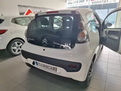 Citroën C1 2010 - 4900 EUR, 110980 km - 110980km - foto 9 de 14
