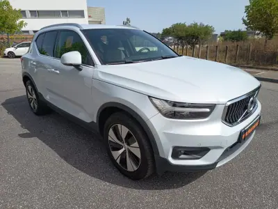 Volvo XC 40 2020 - 23990 EUR, 116700 km - AUTO.MOTO.pt - 116700km - foto 9 de 26