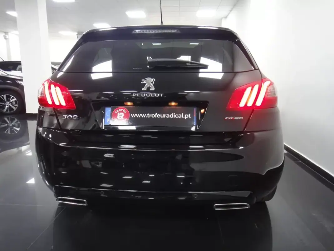 Peugeot 308 2019 - 14500 EUR, 82000 km - AUTO.MOTO.pt - 82000km - foto 7 de 26