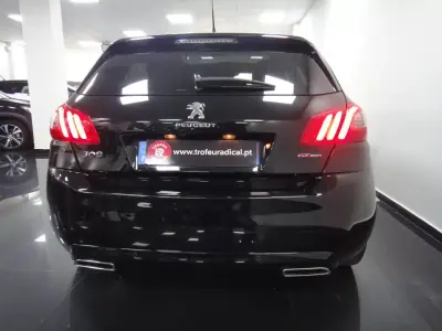 Peugeot 308 2019 - 14500 EUR, 82000 km - AUTO.MOTO.pt - 82000km - foto 7 de 26