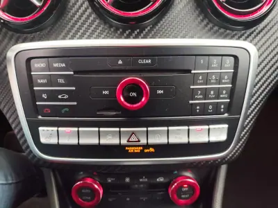 Mercedes-Benz A 45 AMG 2016 - 33500 EUR, 179200 km - AUTO.MOTO.pt - 179200km - foto 22 de 22