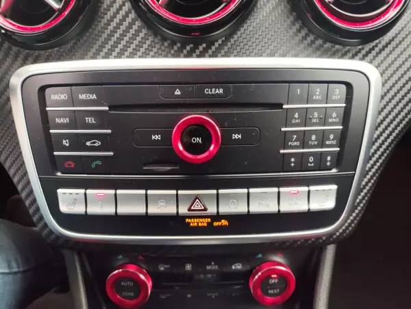 Mercedes-Benz A 45 AMG 2016 - 33500 EUR, 179200 km - AUTO.MOTO.pt - 179200km - foto 22 de 22