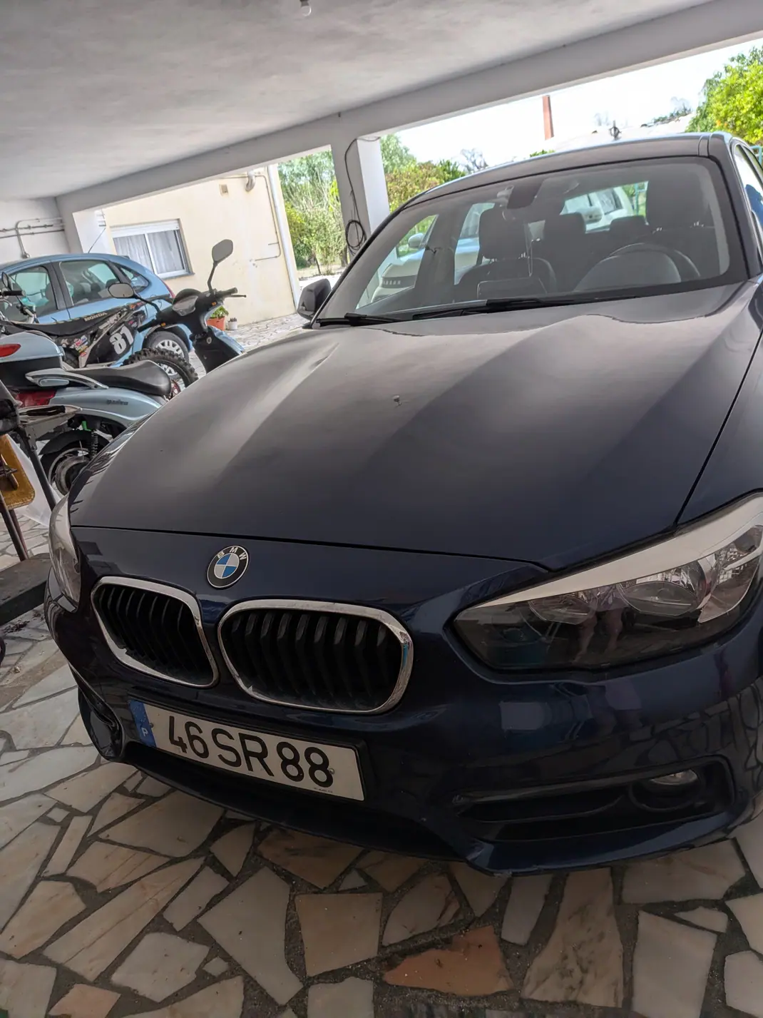 BMW 116 2017 - 13100 EUR, 131000 km - AUTO.MOTO.pt - 131000km - foto 1 de 8