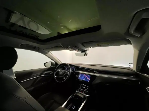 Audi e-tron 2019 — foto 3 de 48