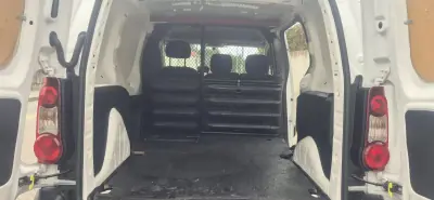 Citroën Berlingo 2018 - 11350 EUR, 138154 km - 138154km - foto 16 de 19