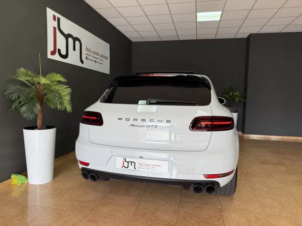 Porsche Macan 2016 - 65000 EUR, 68887 km - AUTO.MOTO.pt - 68887km - foto 6 de 20