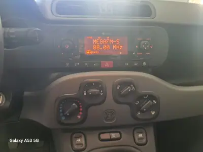 Fiat Panda 2019 - 8990 EUR, 63238 km - AUTO.MOTO.pt - 63238km - foto 8 de 13