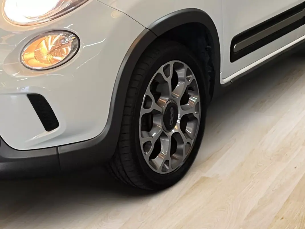 Fiat 500L 2013 - 8250 EUR, 132519 km - 132519km - foto 6 de 20