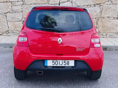 Renault Twingo 2009 - 11700 EUR, 145500 km - AUTO.MOTO.pt - 145500km - foto 7 de 15