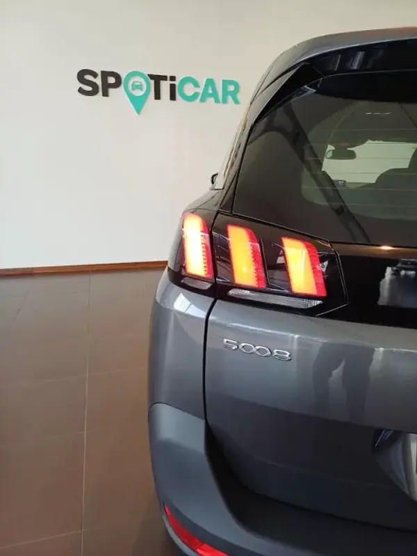 Peugeot 5008 2023 - 33500 EUR, 16000 km - AUTO.MOTO.pt - 16000km - foto 15 de 34