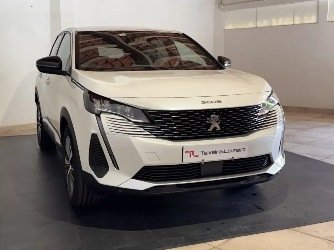 Peugeot 3008 2023 - 29900 EUR, 70916 km - AUTO.MOTO.pt - 70916km - foto 3 de 22