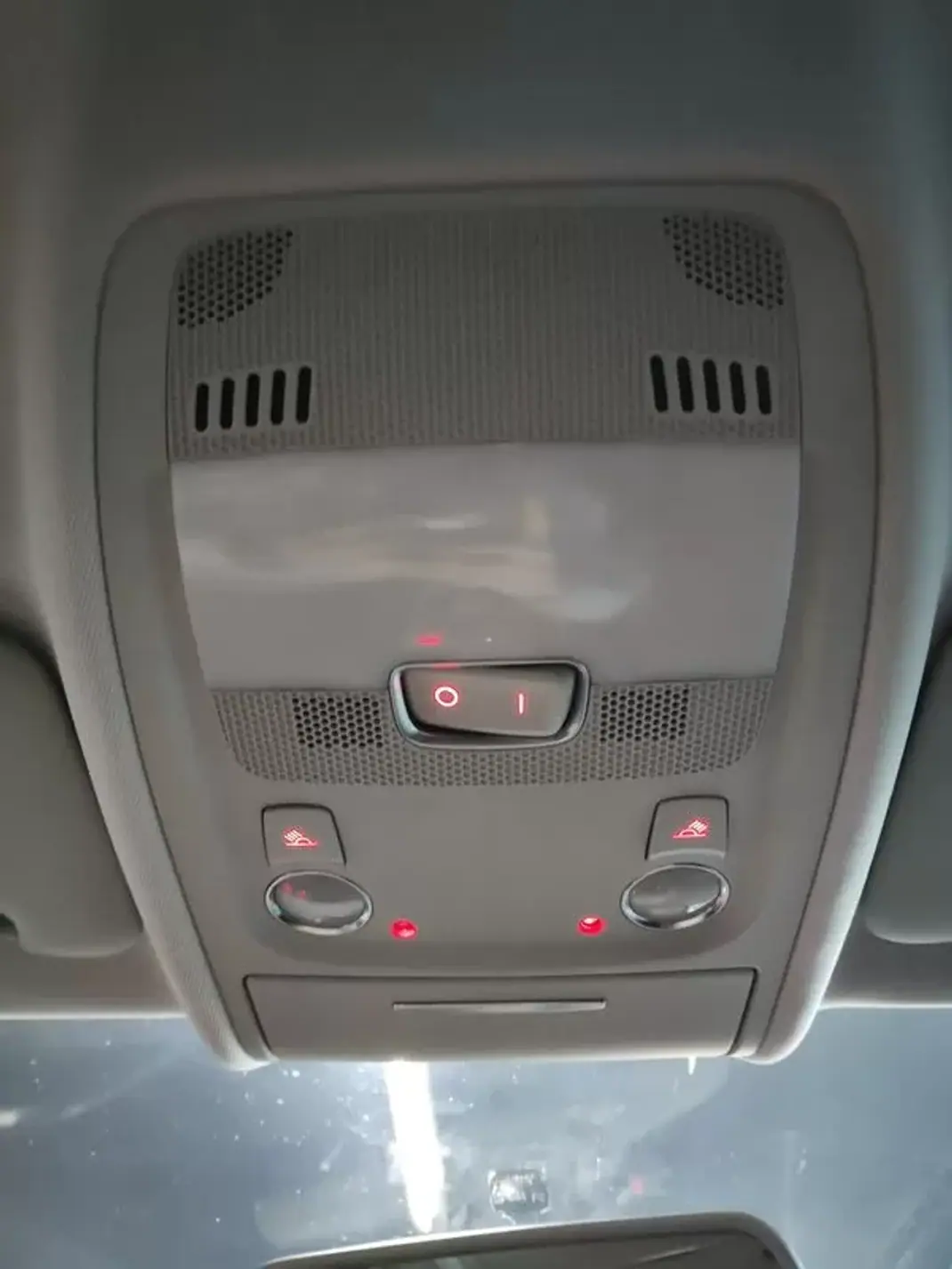 Audi A4 Avant 2009 - 12950 EUR, 231500 km - AUTO.MOTO.pt - 231500km - foto 33 de 36