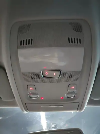 Audi A4 Avant 2009 - 12950 EUR, 231500 km - AUTO.MOTO.pt - 231500km - foto 33 de 36