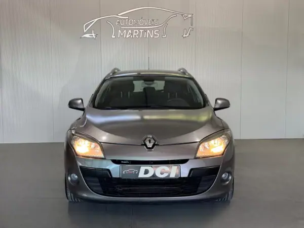 Renault Mégane 2010 - 5990 EUR, 268926 km - AUTO.MOTO.pt - 268926km - foto 3 de 18