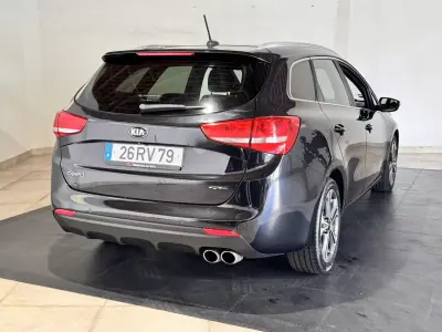Kia Ceed SW 2016 - 10900 EUR, 193625 km - 193625km - foto 5 de 25