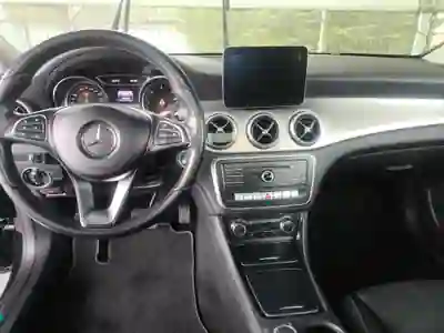 Mercedes-Benz C 180 2017 - 19900 EUR, 191000 km - AUTO.MOTO.pt - 191000km - foto 11 de 12