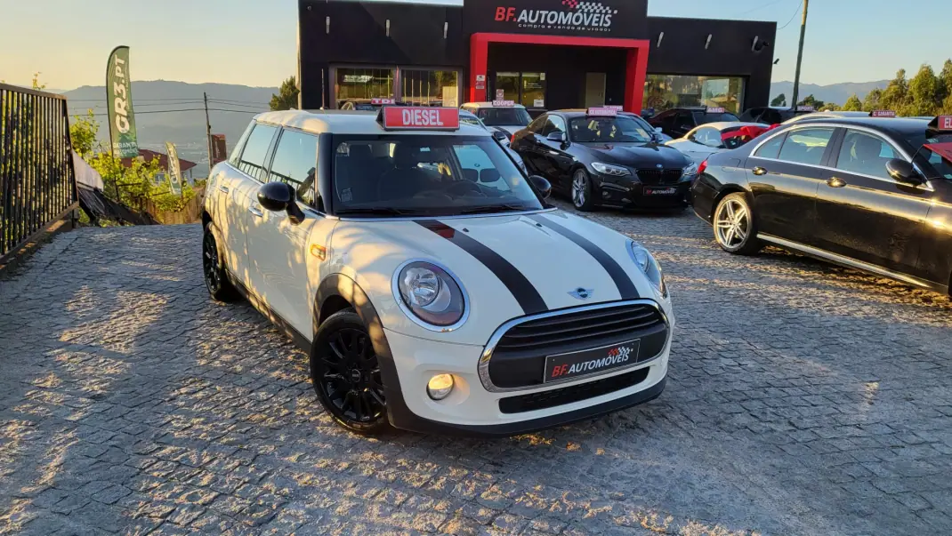 MINI 5 Portas 2015 - 9500 EUR, 259122 km - 259122km - foto 7 de 30