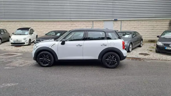 MINI Countryman 2014 - 11980 EUR, 124321 km - AUTO.MOTO.pt - 124321km - foto 21 de 43