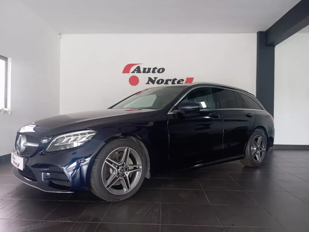 Mercedes-Benz C 220 2019 - 28300 EUR, 140000 km - AUTO.MOTO.pt - 140000km - foto 2 de 36