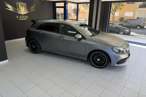 Mercedes-Benz A 220 2016 - 23500 EUR, 201016 km - AUTO.MOTO.pt - 201016km - foto 6 de 32