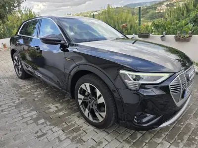 Audi e-tron 2022 - 31750 EUR, 115000 km - AUTO.MOTO.pt - 115000km - foto 21 de 73