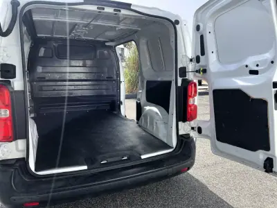 Citroën Jumpy 2021 - 18250 EUR, 135662 km - 135662km - foto 6 de 14