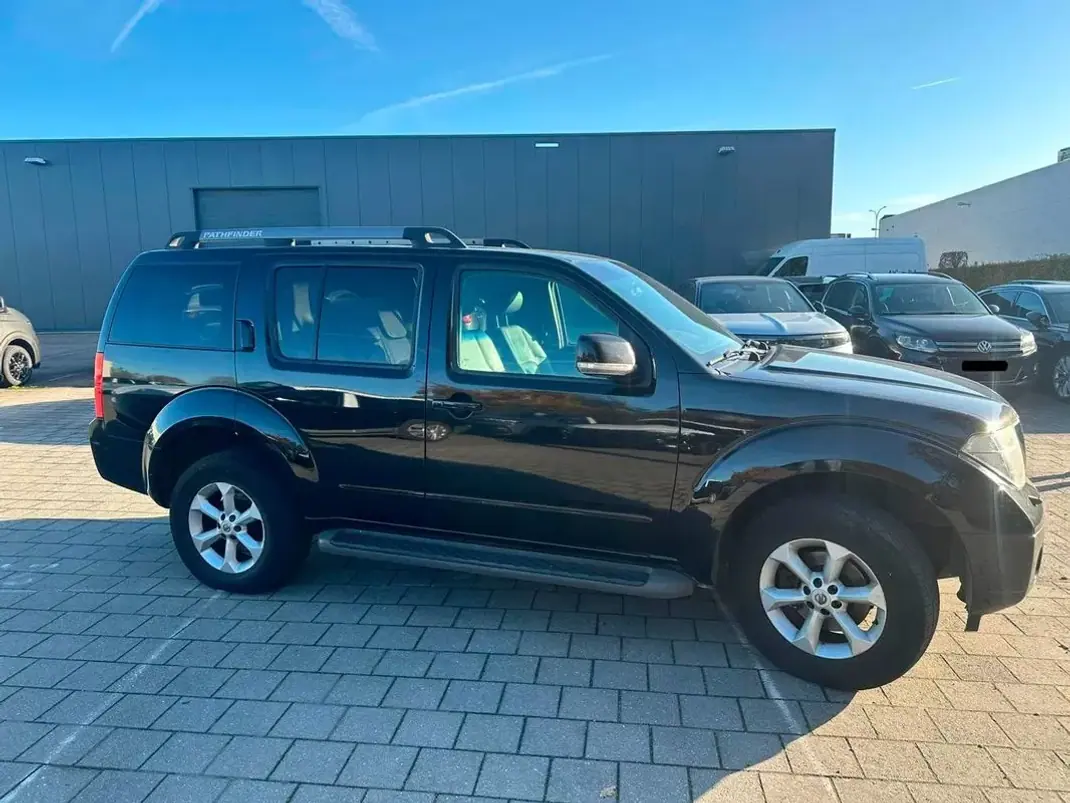 Nissan Pathfinder 2008 - 16900 EUR, 345798 km - AUTO.MOTO.pt - 345798km - foto 7 de 15