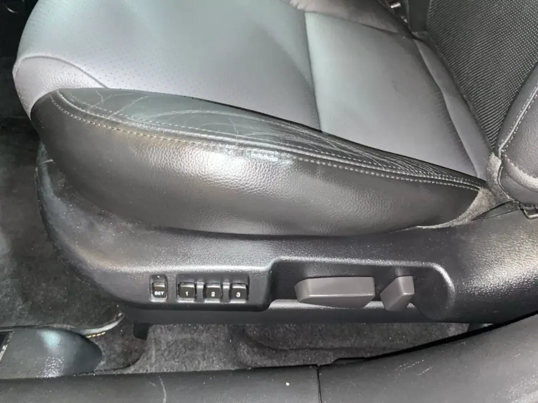 Mazda 6 2006 - 4750 EUR, 298400 km - AUTO.MOTO.pt - 298400km - foto 16 de 20