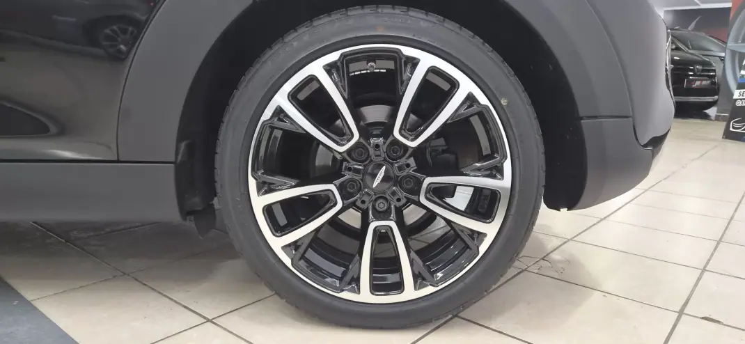 MINI One 2016 - 16990 EUR, 125000 km - AUTO.MOTO.pt - 125000km - foto 8 de 33