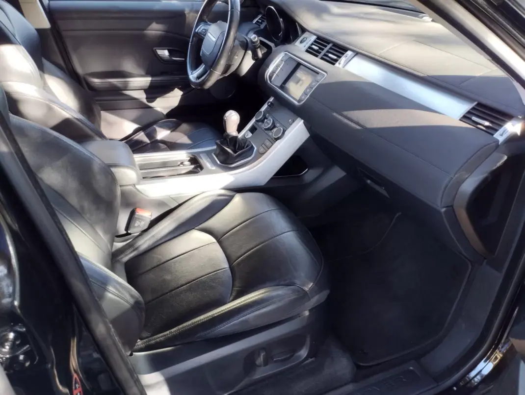 Land Rover Range Rover Evoque 2017 - 19500 EUR, 180000 km - 180000km - foto 17 de 30