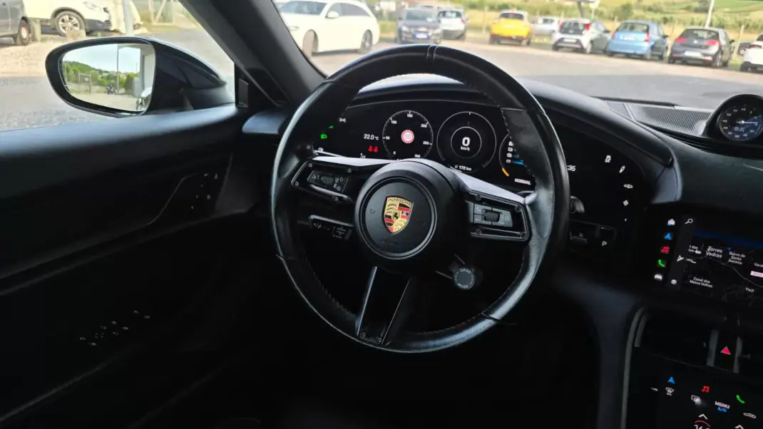 Porsche Taycan 2021 - 54500 EUR, 141090 km - 141090km - foto 28 de 30