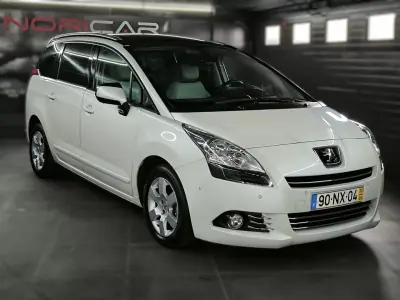 Peugeot 5008 2013 - 10950 EUR, 159800 km - AUTO.MOTO.pt - 159800km - foto 4 de 62