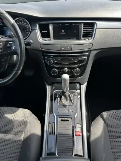 Peugeot 508 SW 2018 - 13900 EUR, 155000 km - AUTO.MOTO.pt - 155000km - foto 54 de 68