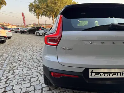 Volvo XC 40 2021 - 31500 EUR, 77000 km - AUTO.MOTO.pt - 77000km - foto 30 de 47